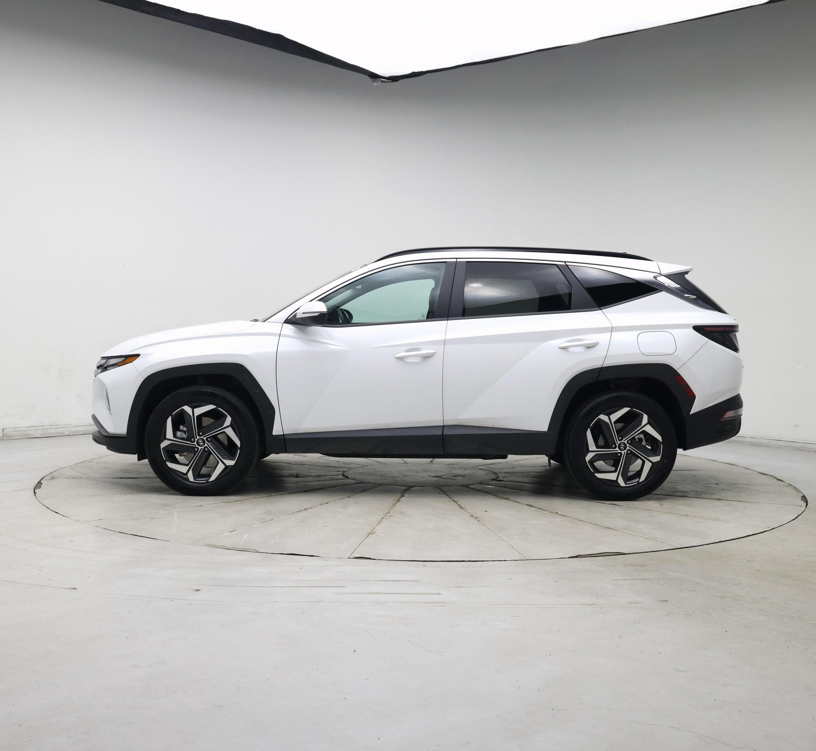 Thumbnail: 2022 Hyundai Tucson - 3