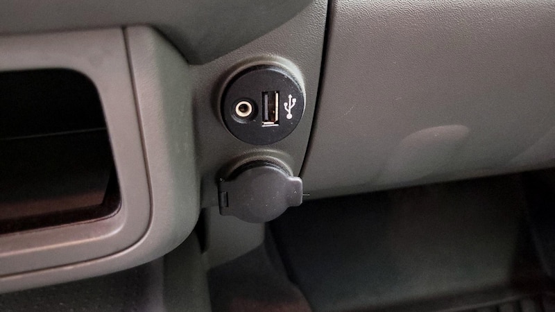2019 Nissan Frontier SV 18