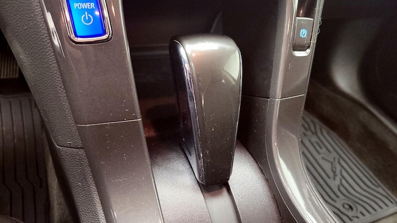 2014 Chevrolet Volt  17