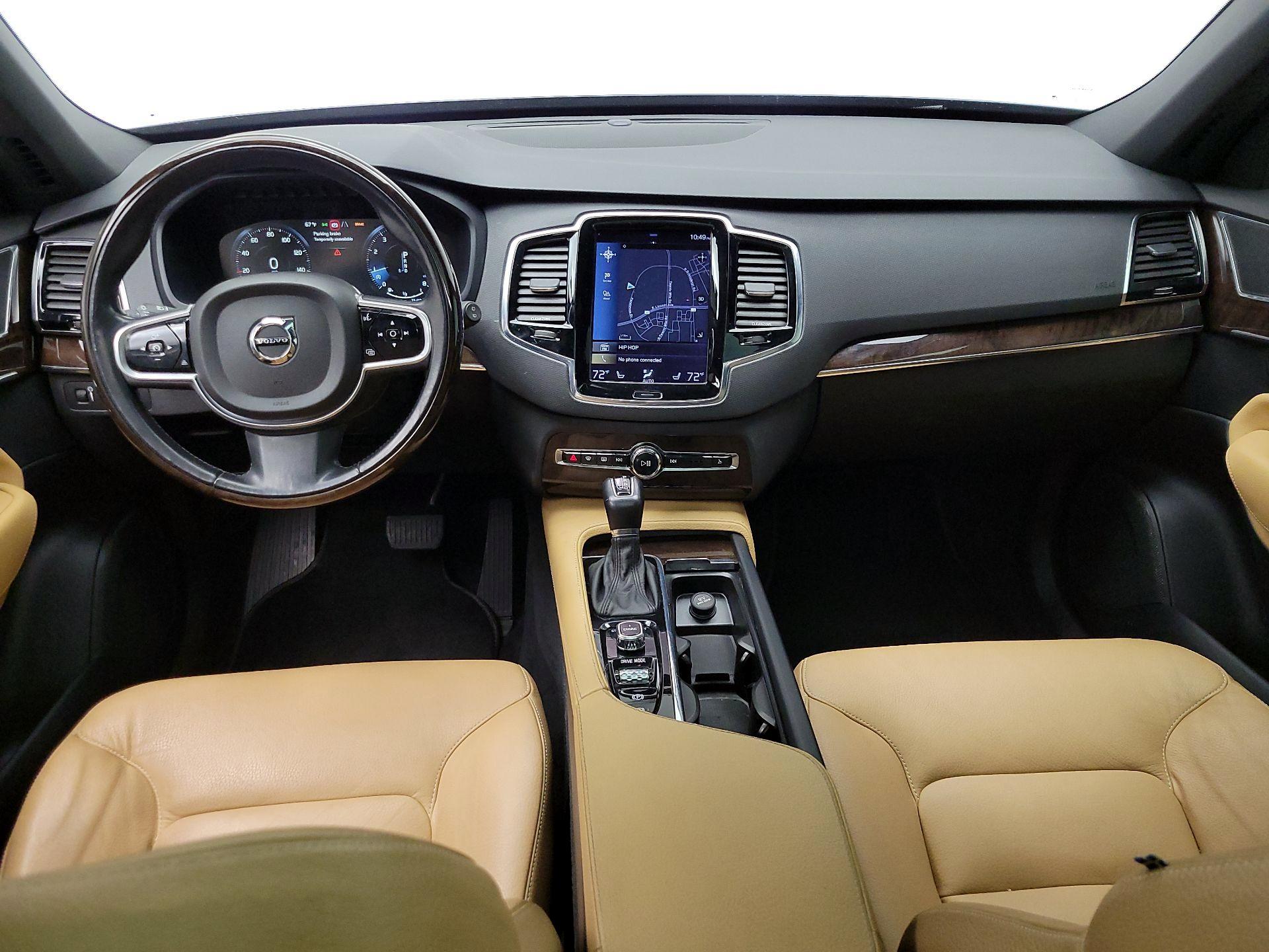 Thumbnail: 2016 Volvo XC90 - 9