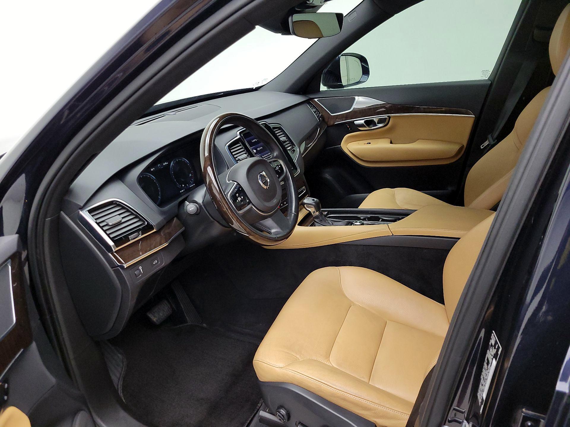 Thumbnail: 2016 Volvo XC90 - 11
