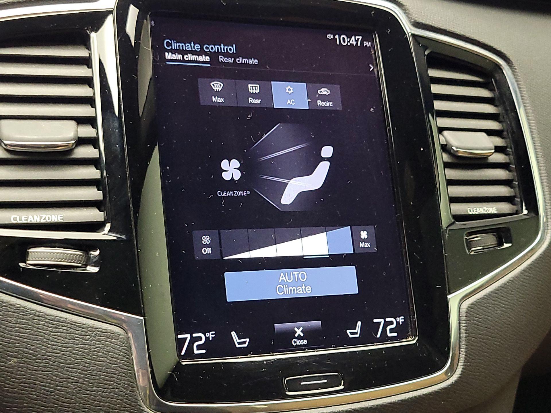 Thumbnail: 2016 Volvo XC90 - 17