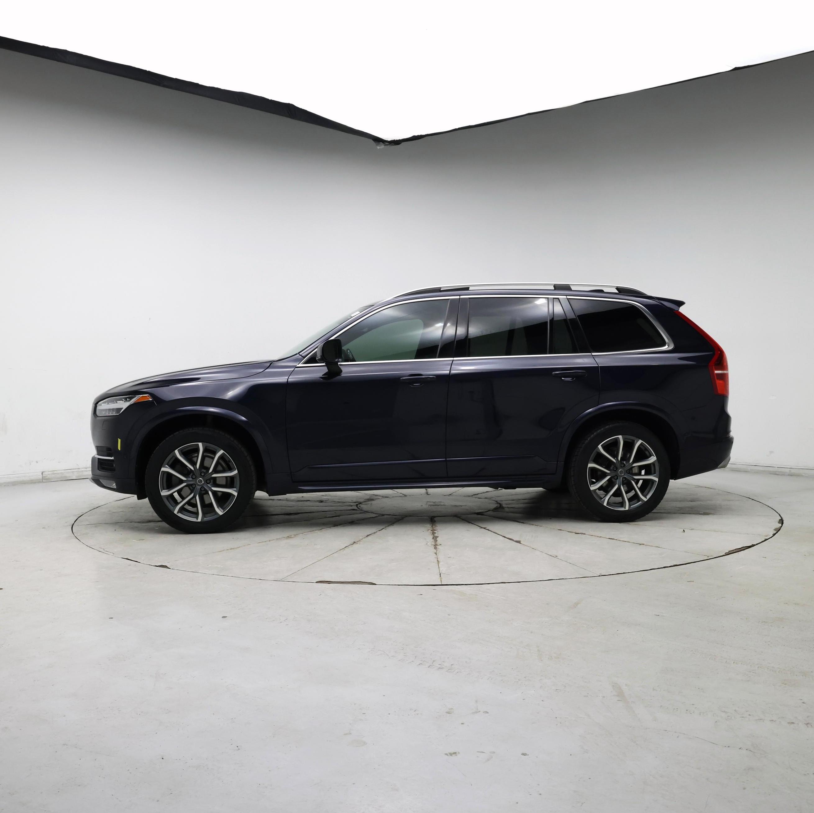 Thumbnail: 2016 Volvo XC90 - 3