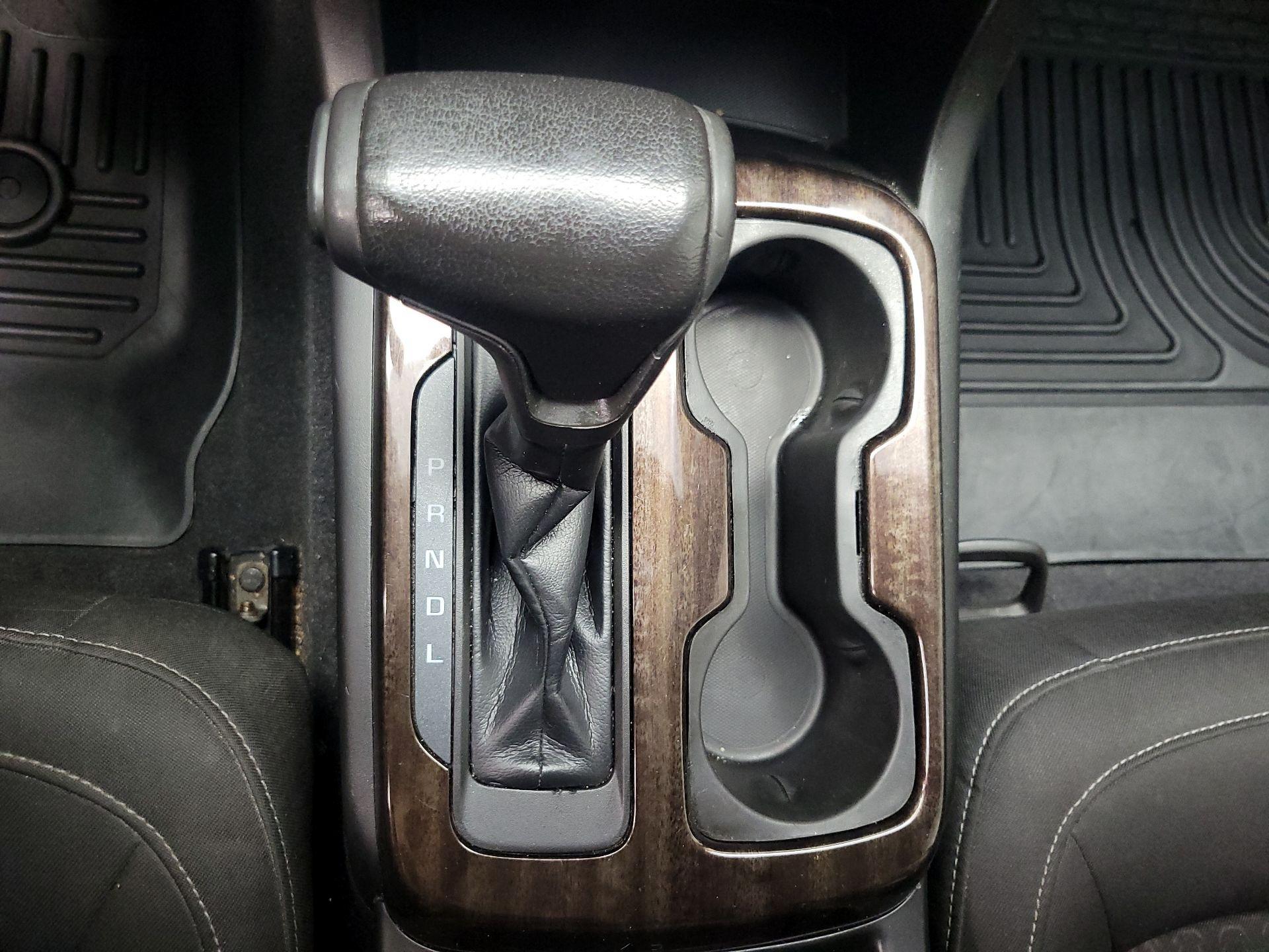 Thumbnail: 2019 GMC Canyon - 17