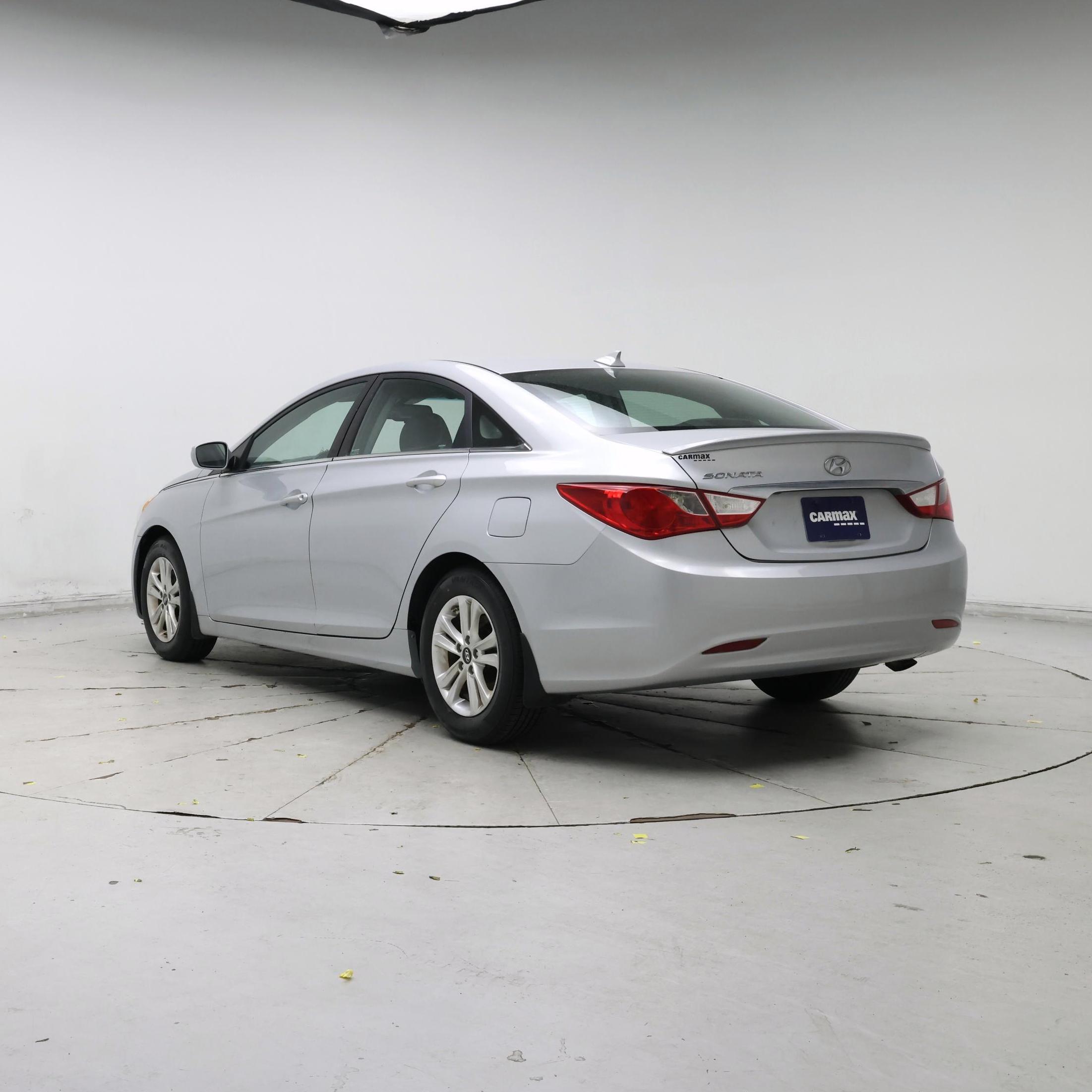 Thumbnail: 2013 Hyundai Sonata - 2