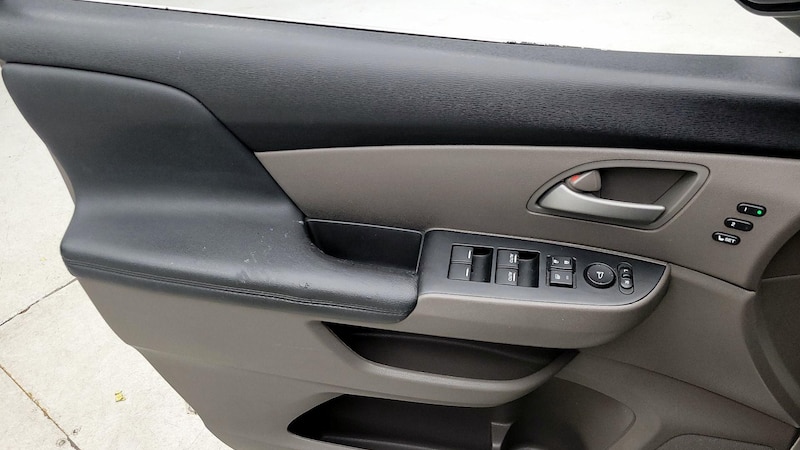 2013 Honda Odyssey Touring 12