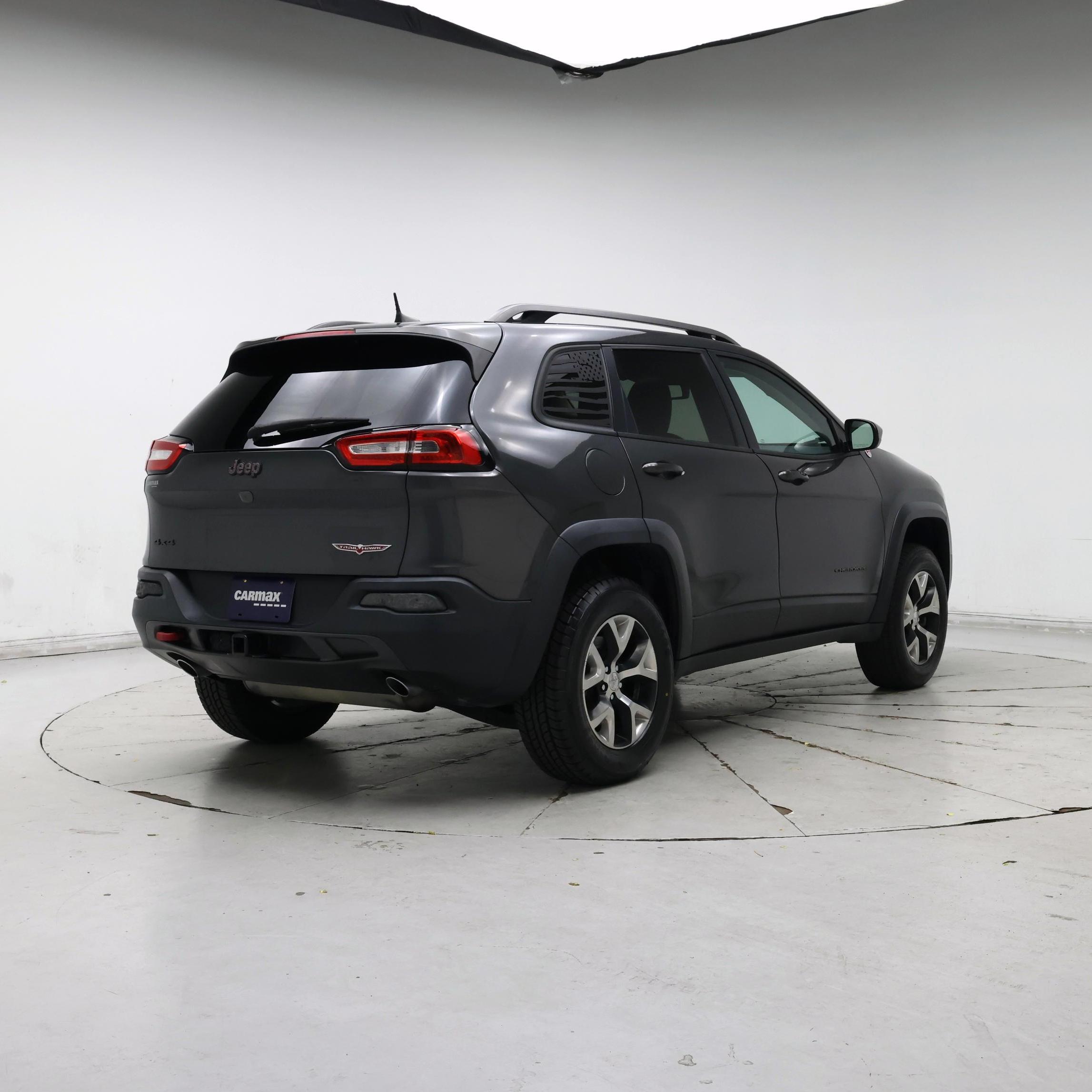 Thumbnail: 2016 Jeep Cherokee - 8