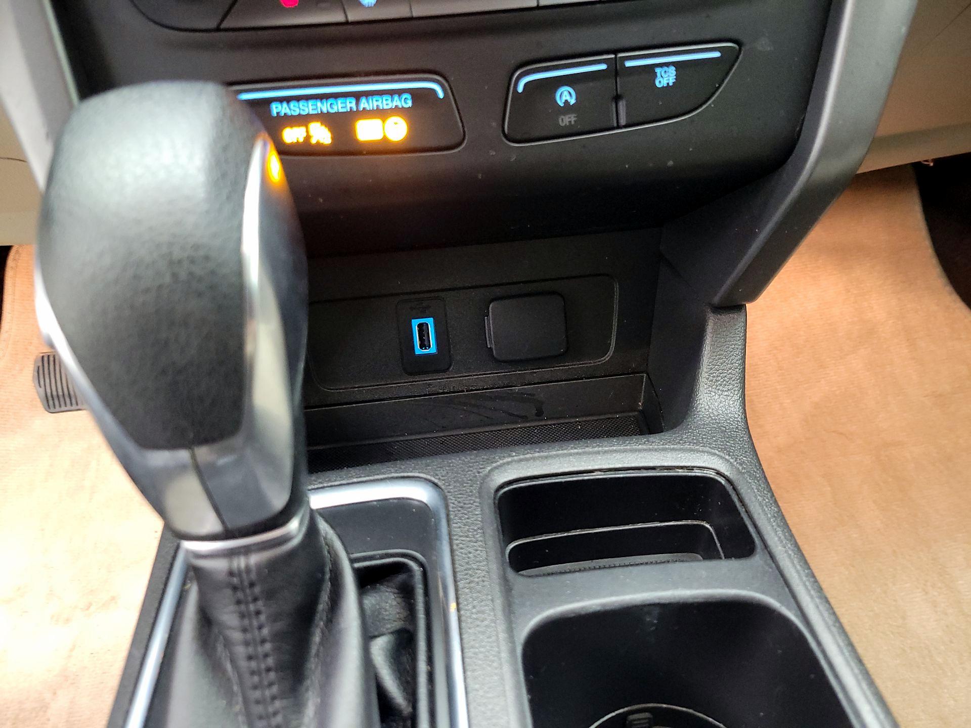 Thumbnail: 2018 Ford Escape - 18