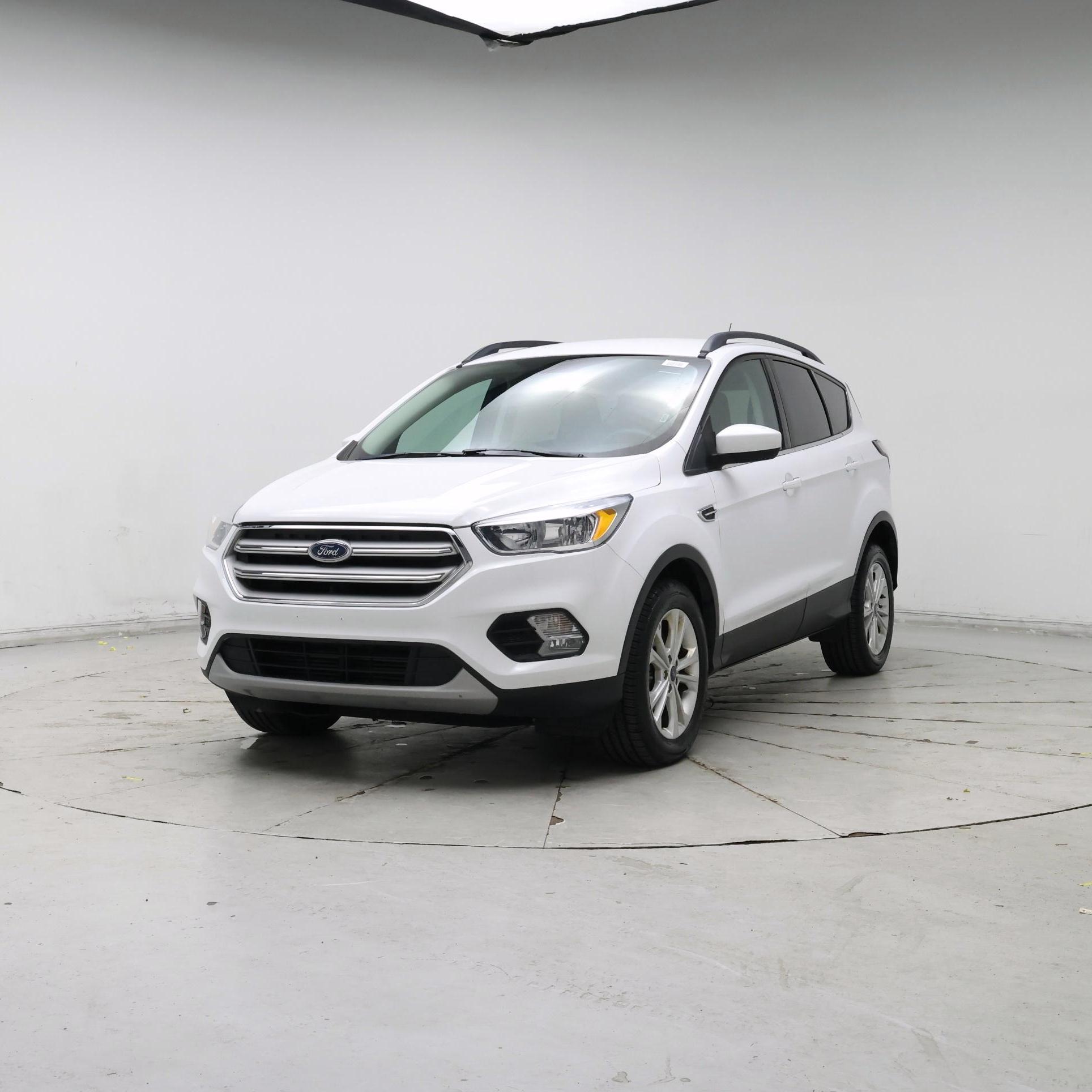 Thumbnail: 2018 Ford Escape - 4