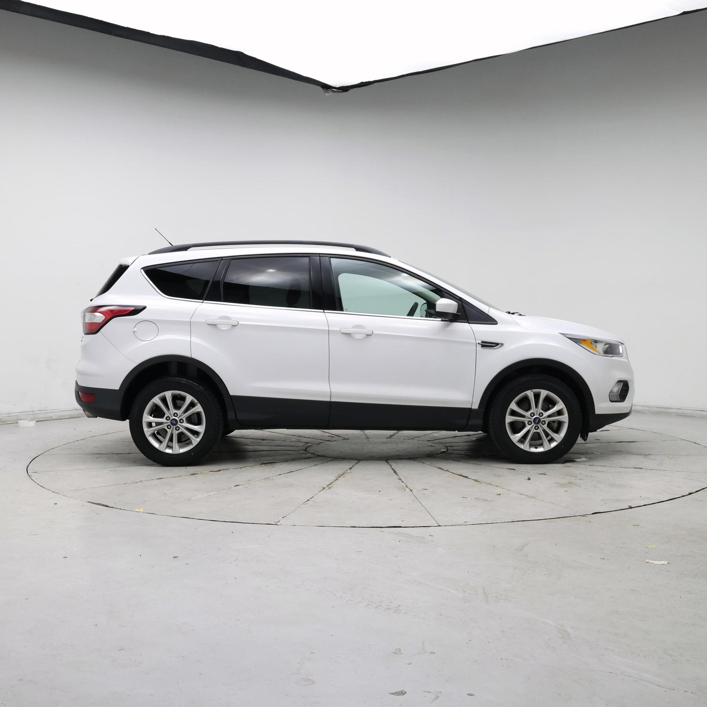 Thumbnail: 2018 Ford Escape - 7