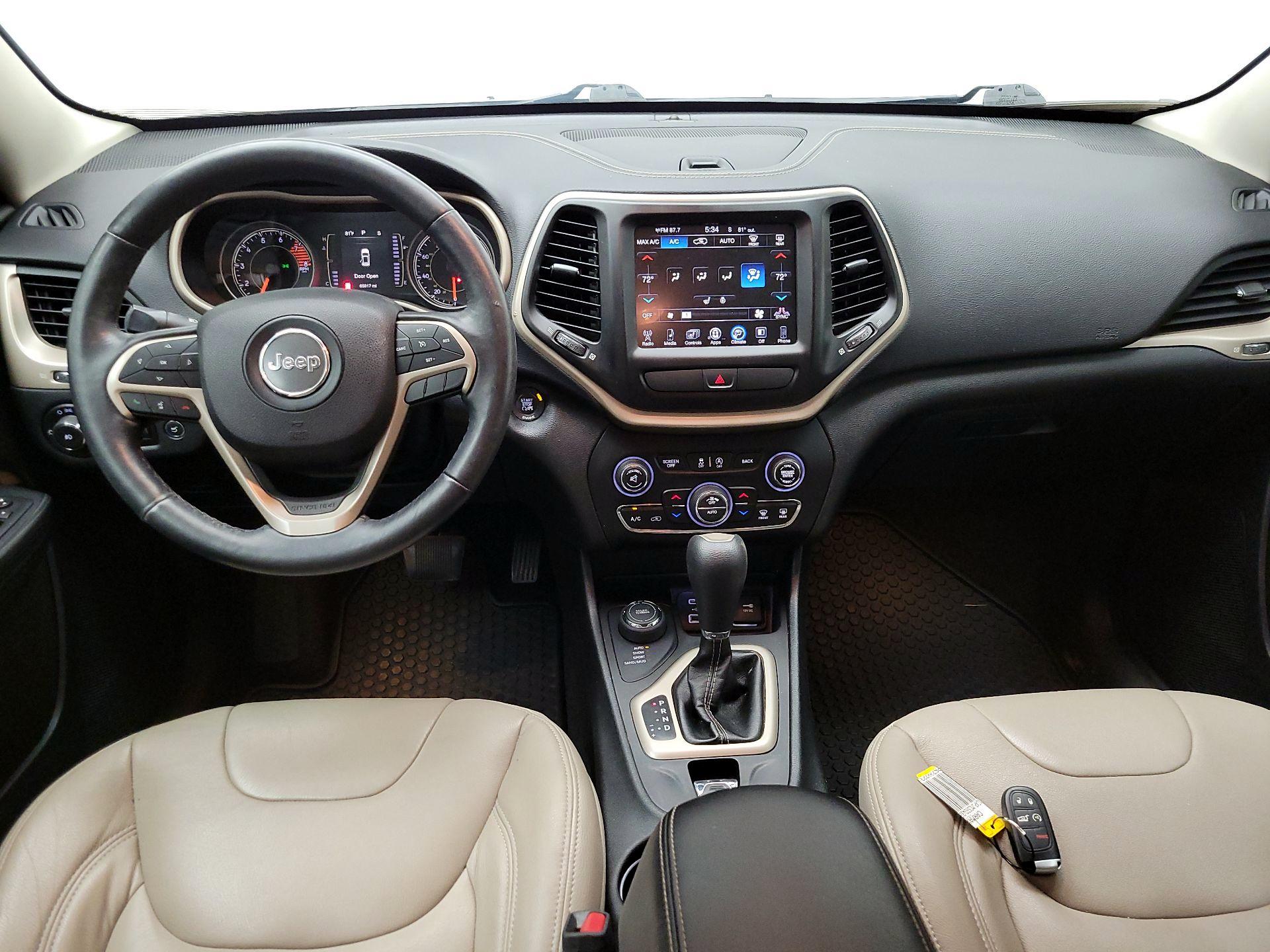 Thumbnail: 2016 Jeep Cherokee - 9