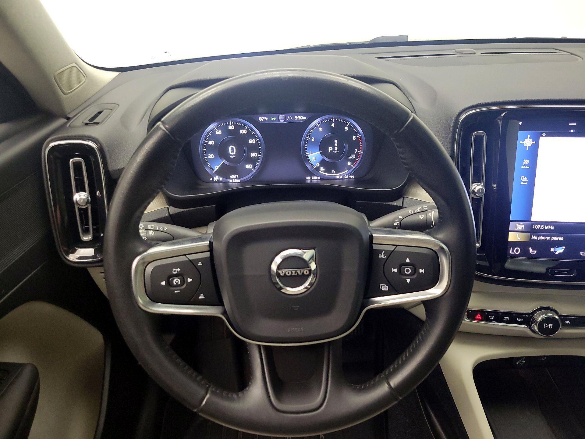 Thumbnail: 2019 Volvo XC40 - 10