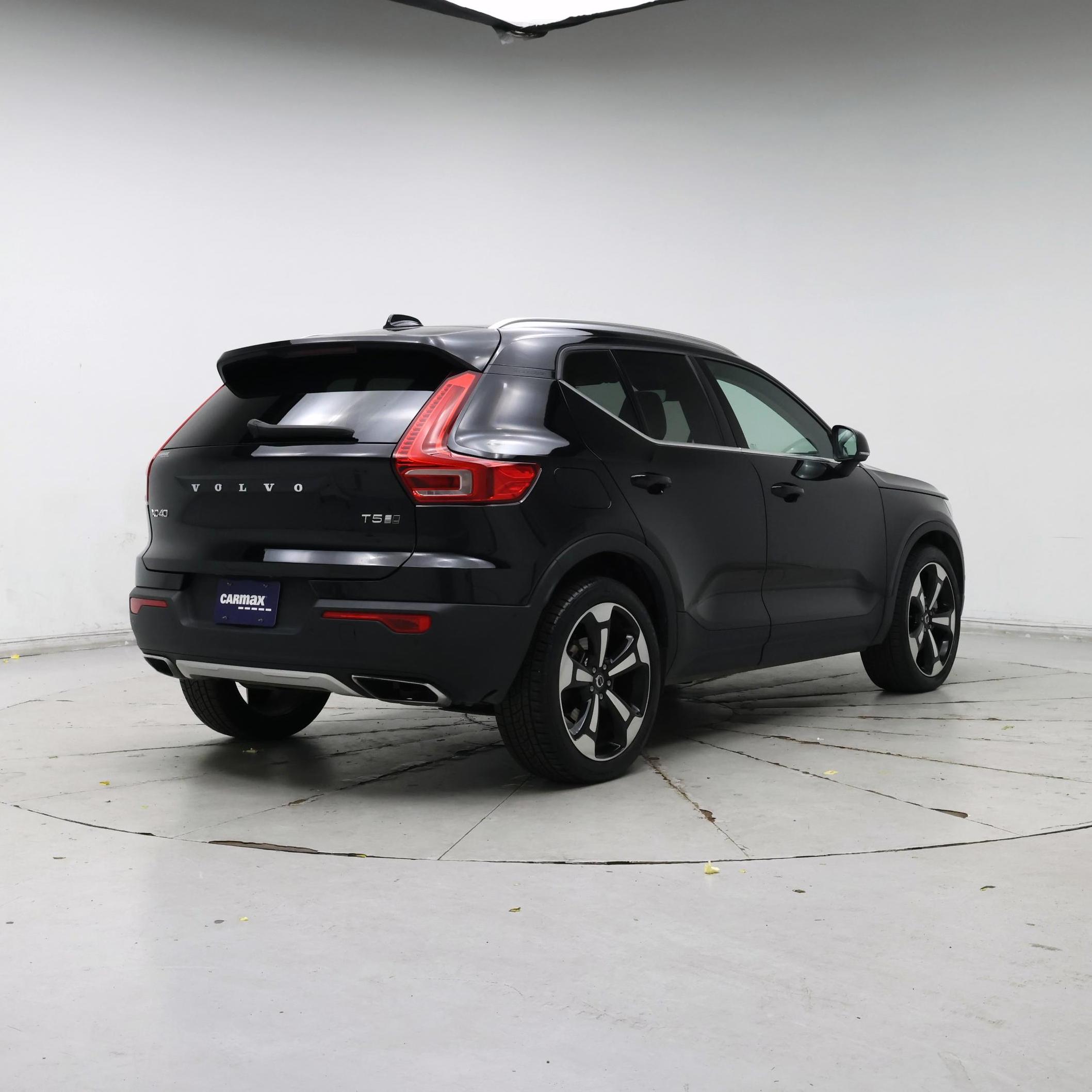 Thumbnail: 2019 Volvo XC40 - 8