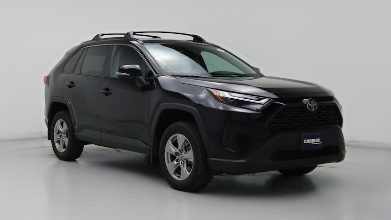 2022 Toyota RAV4 XLE Hero Image