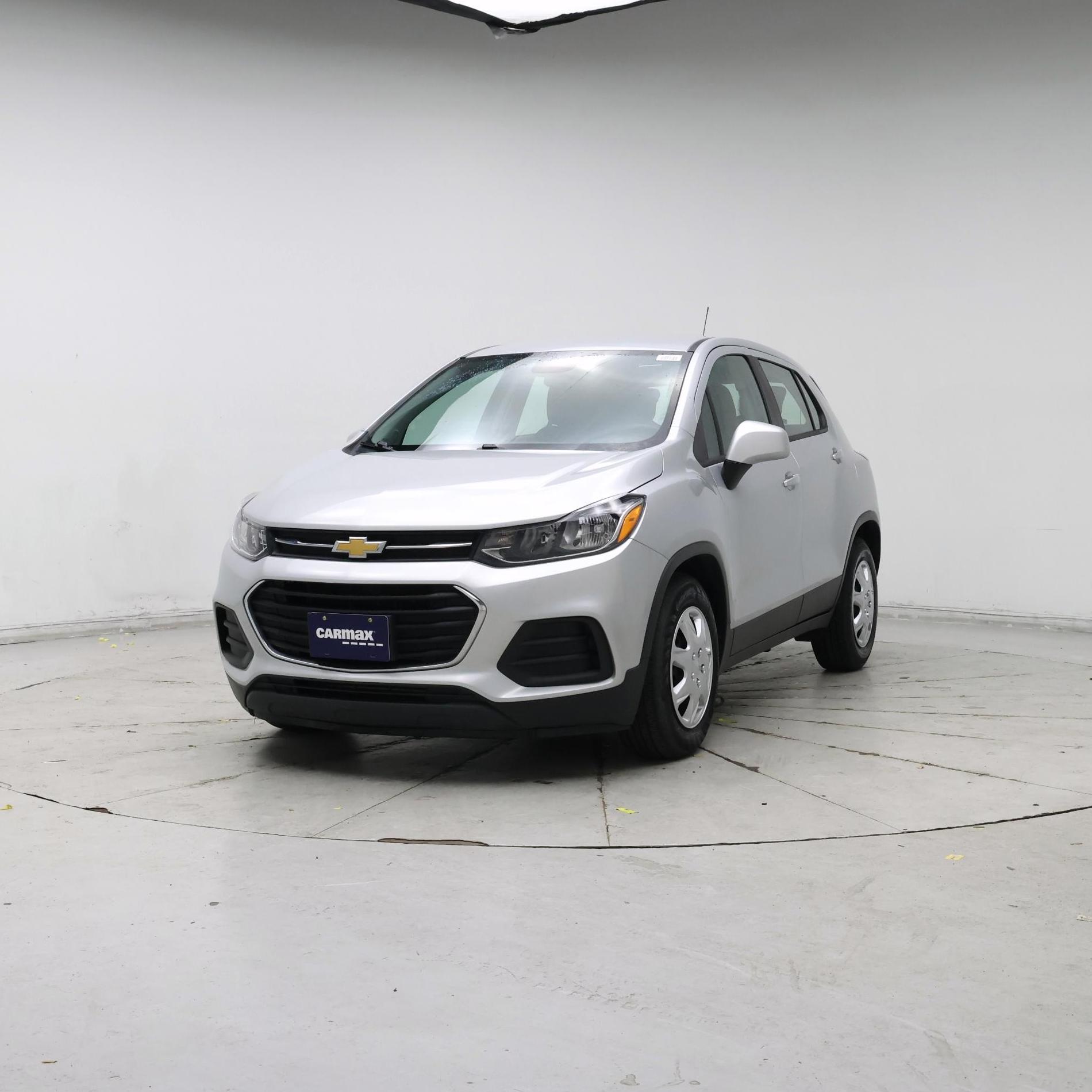 Thumbnail: 2018 Chevrolet Trax - 4