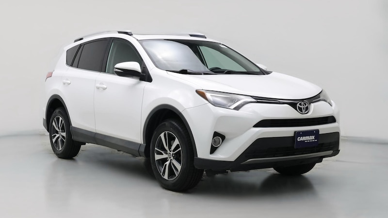 2016 Toyota RAV4 XLE Hero Image