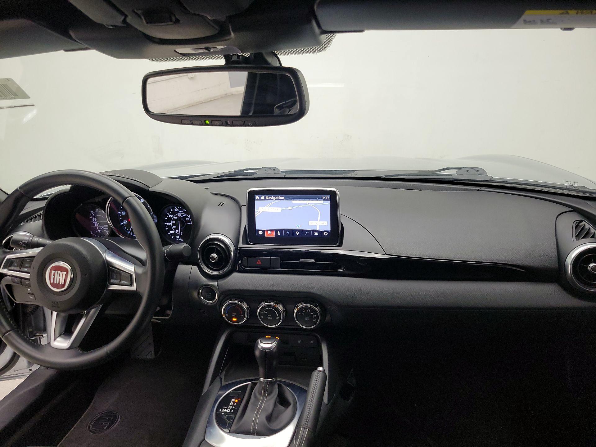 Thumbnail: 2018 Fiat 124 Spider - 9