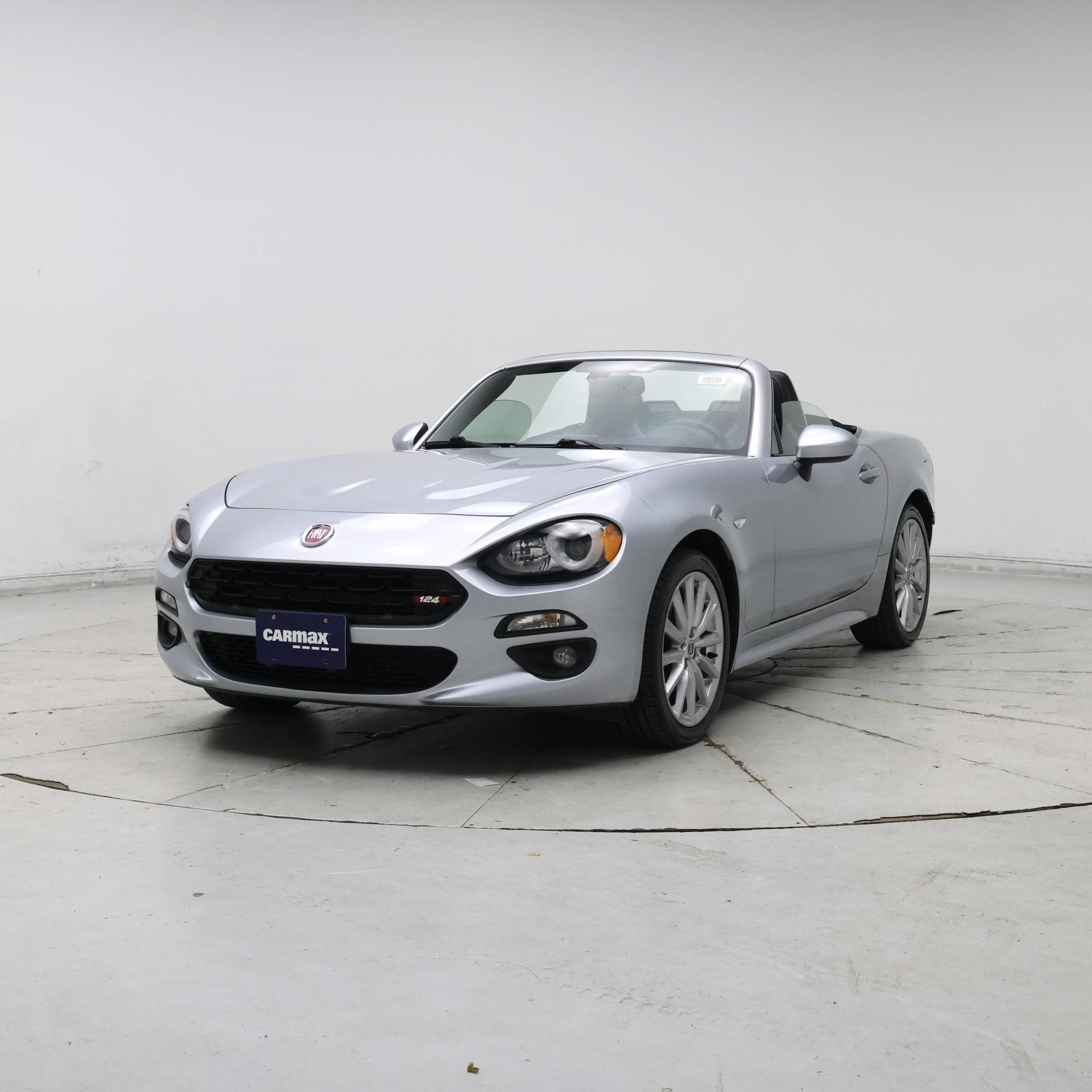 Thumbnail: 2018 Fiat 124 Spider - 4