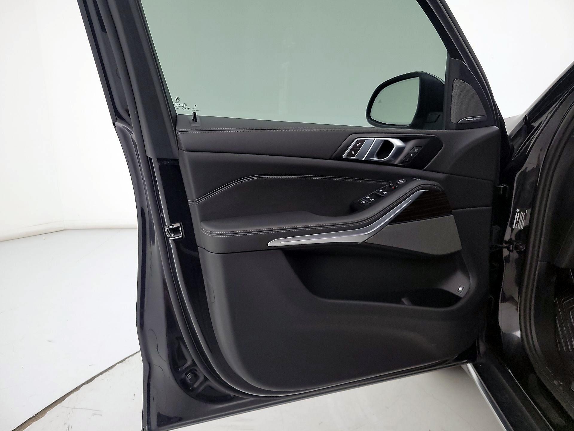 Thumbnail: 2024 BMW X5 - 12
