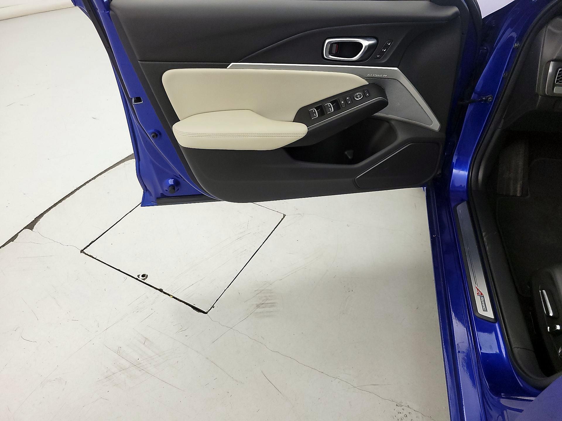 Thumbnail: 2023 Acura Integra - 12