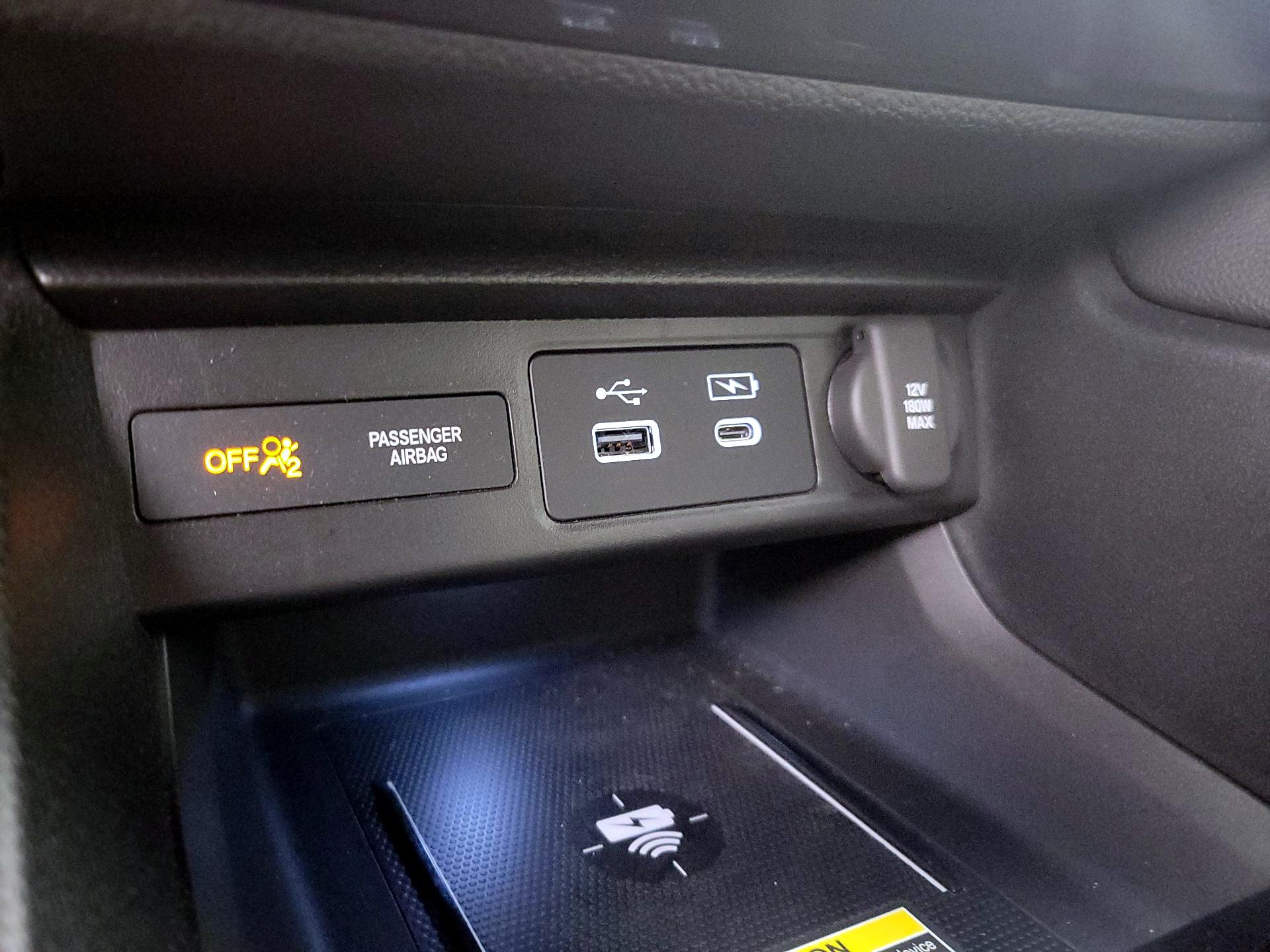 Thumbnail: 2023 Acura Integra - 18