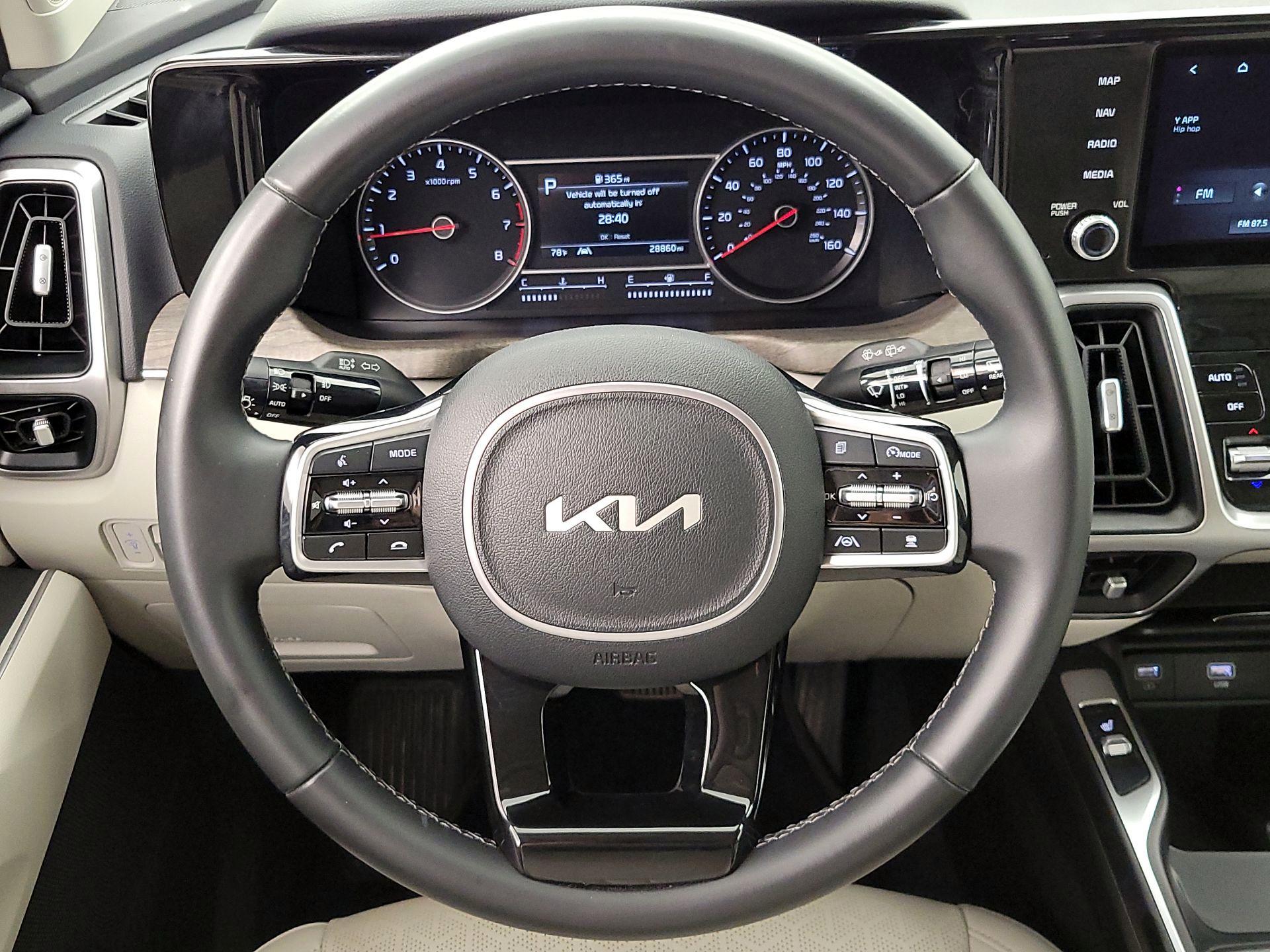Thumbnail: 2022 Kia Sorento - 10