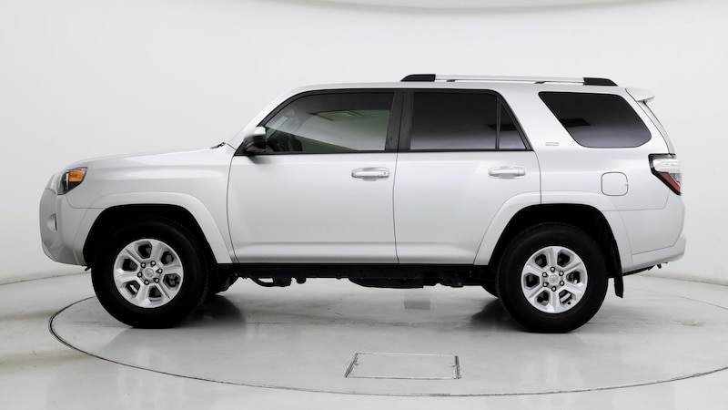 2022 Toyota 4Runner SR5 3