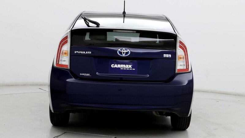 2014 Toyota Prius Two 6