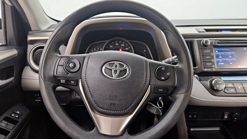 2014 Toyota RAV4 XLE 10