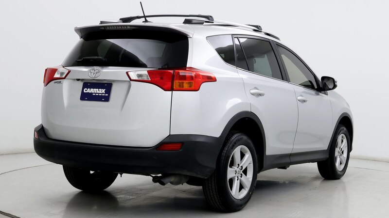 2014 Toyota RAV4 XLE 8