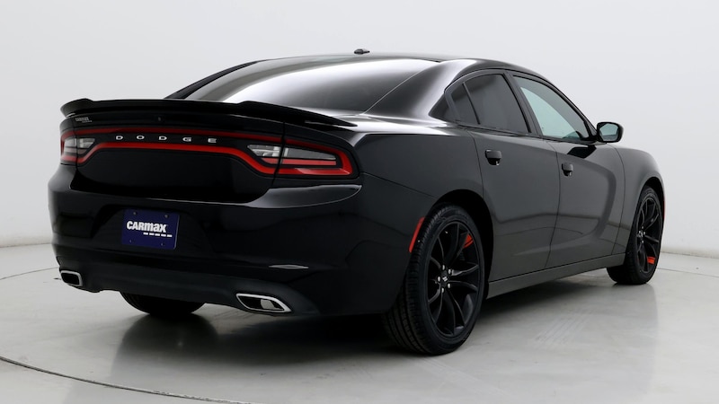 2018 Dodge Charger SXT 8