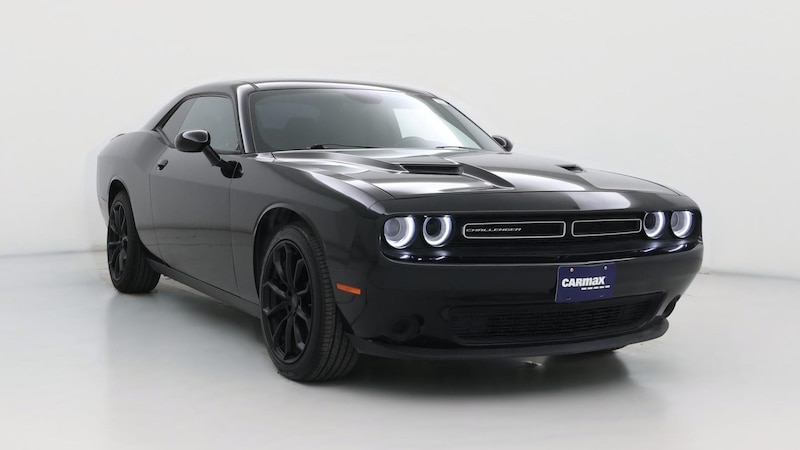 2016 Dodge Challenger SXT Hero Image