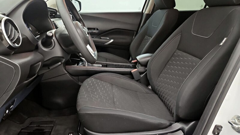 2021 Nissan Kicks SV 11