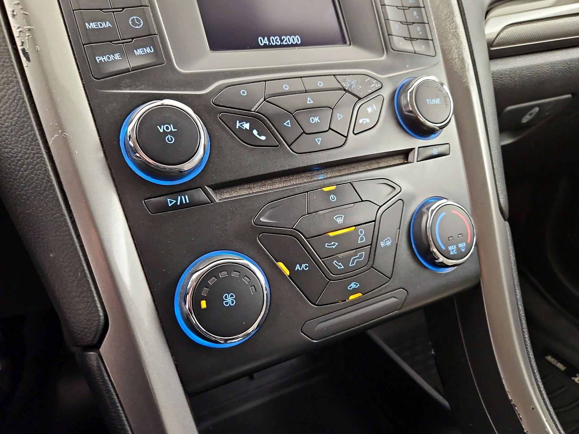 Thumbnail: 2017 Ford Fusion - 16