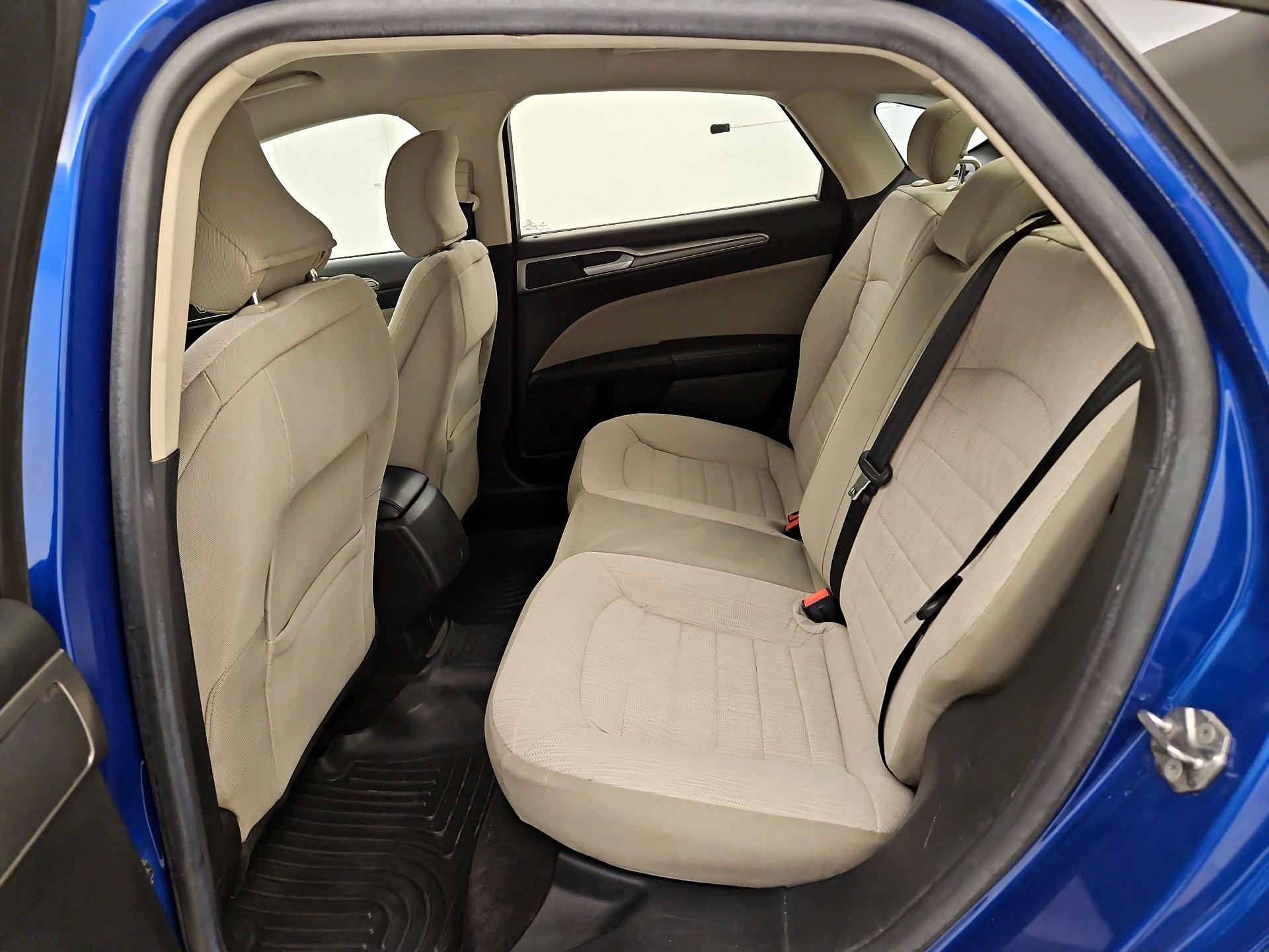 Thumbnail: 2017 Ford Fusion - 19