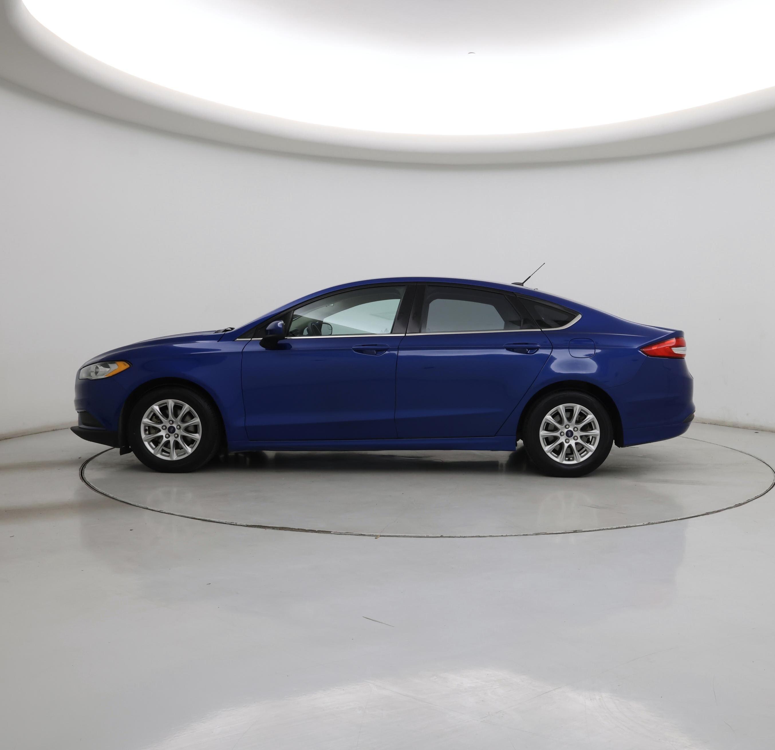 Thumbnail: 2017 Ford Fusion - 3