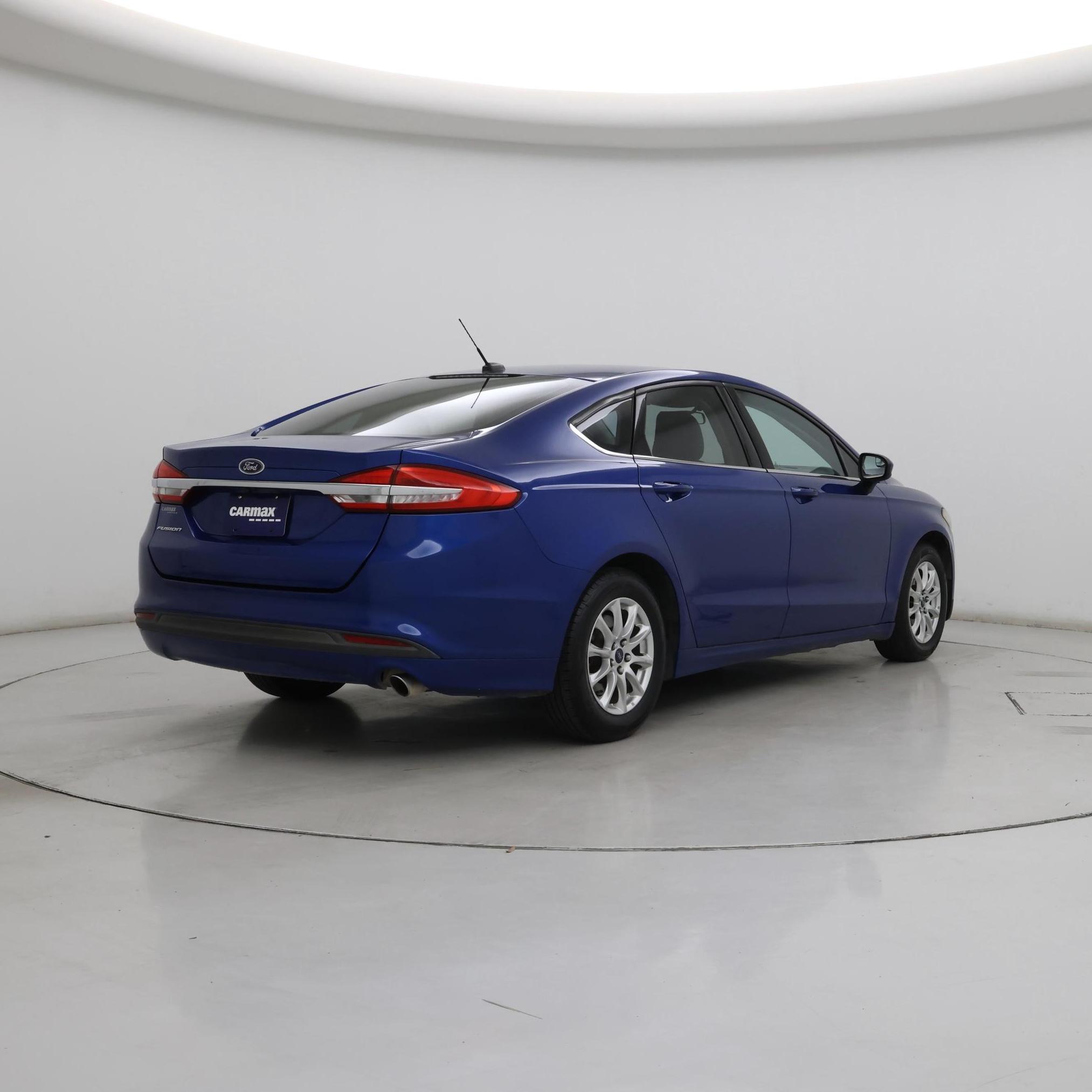 Thumbnail: 2017 Ford Fusion - 8