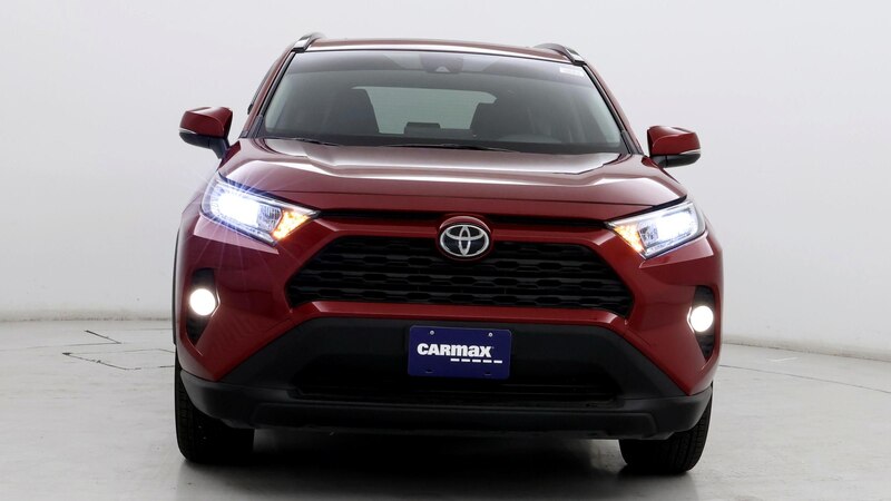 2019 Toyota RAV4 XLE Premium 5