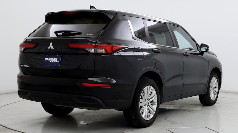 2022 Mitsubishi Outlander ES 8