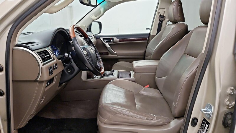 2016 Lexus GX 460 11