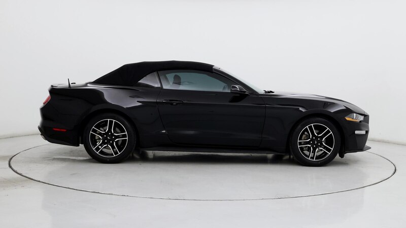 2020 Ford Mustang  7