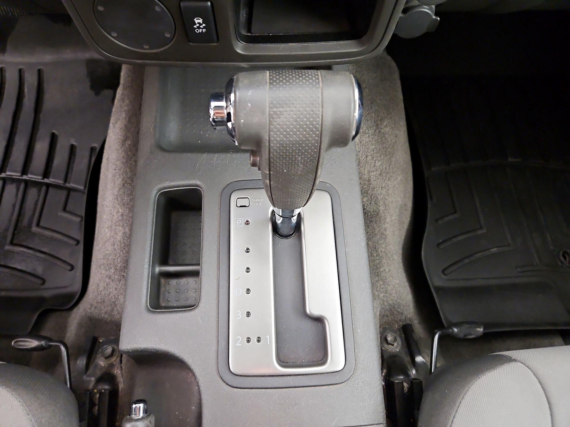 Thumbnail: 2014 Nissan Xterra - 15