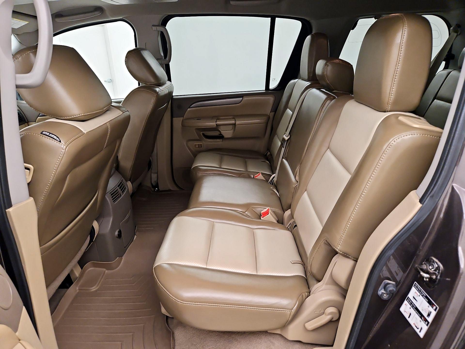 Thumbnail: 2014 Nissan Armada - 18