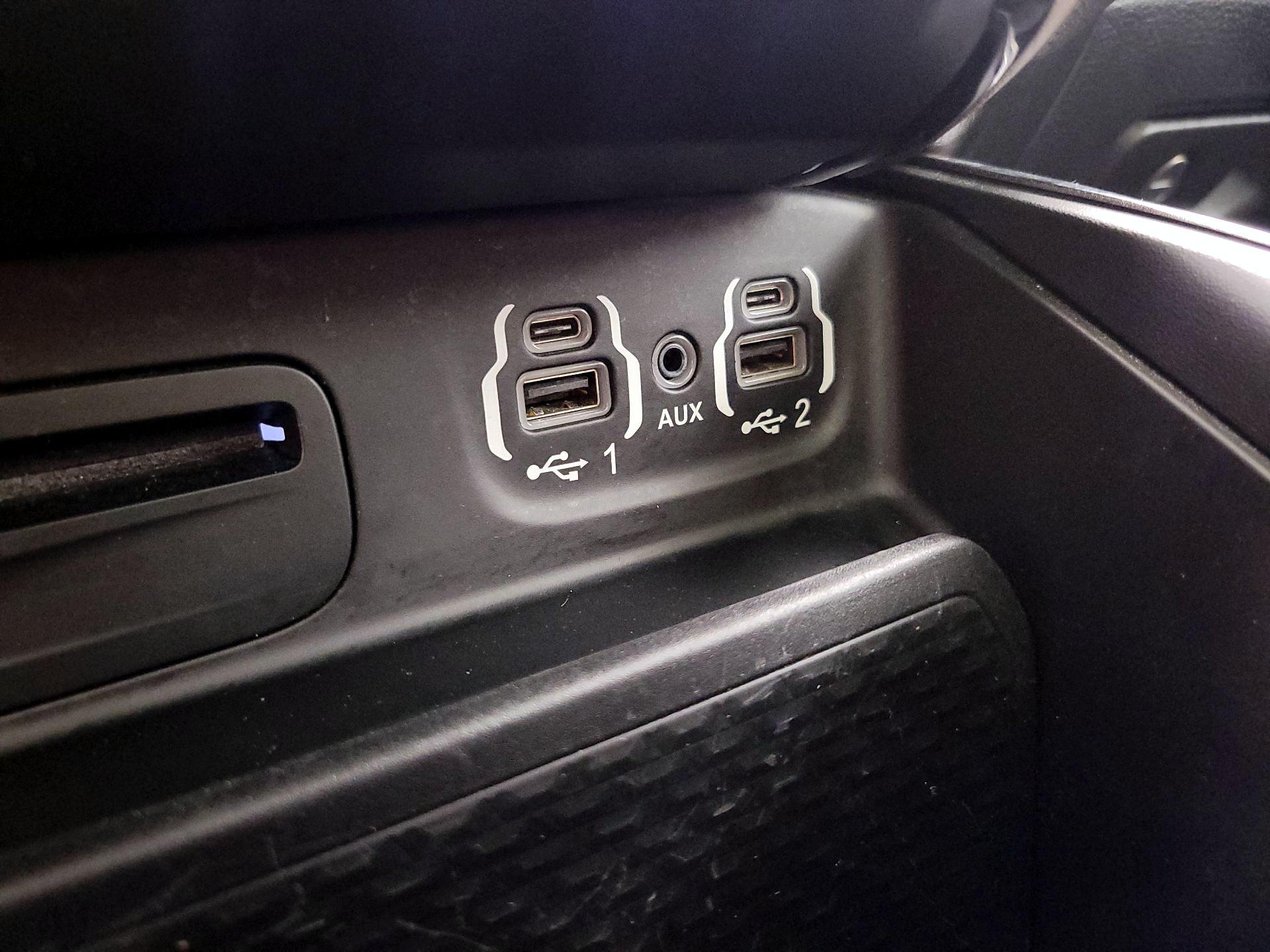 Thumbnail: 2019 RAM 1500 - 19