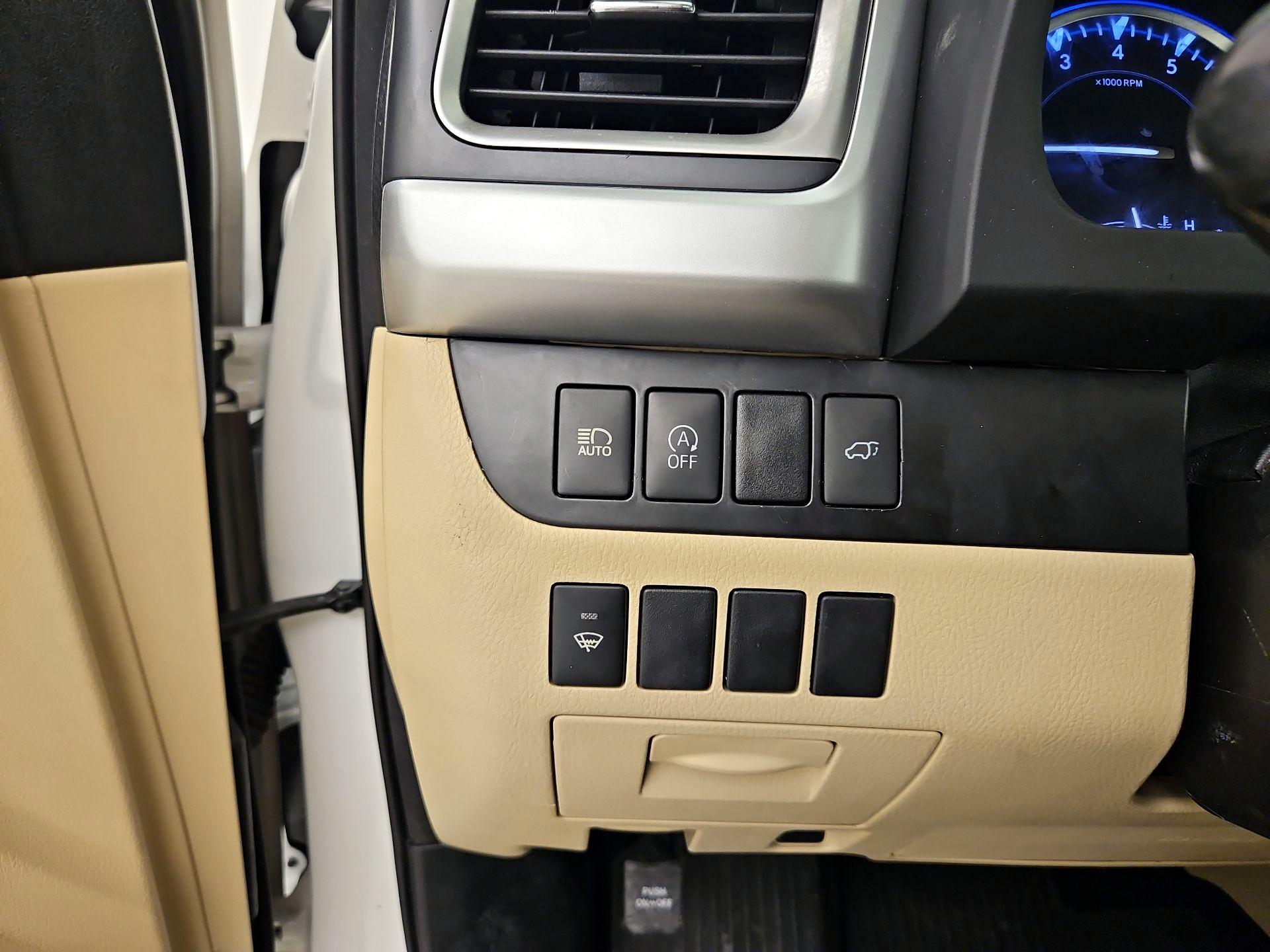 Thumbnail: 2018 Toyota Highlander - 13