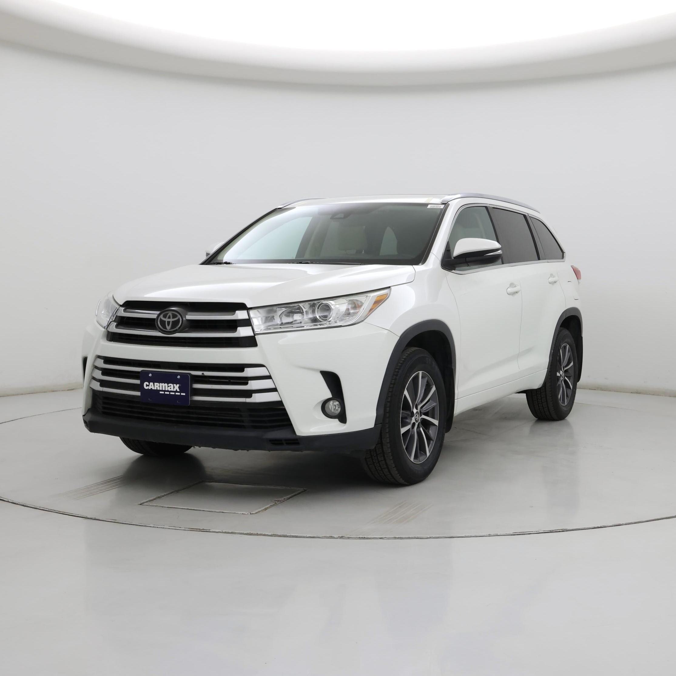 Thumbnail: 2018 Toyota Highlander - 4