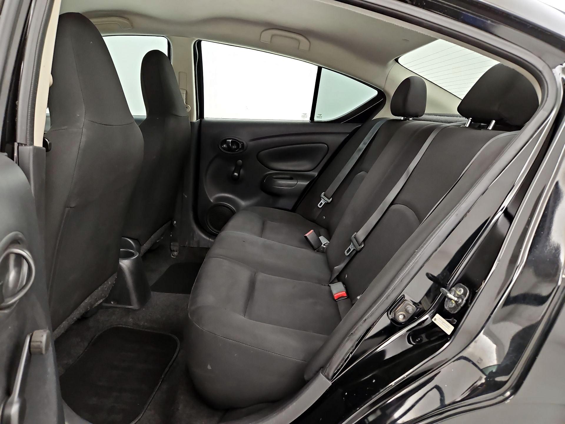 Thumbnail: 2016 Nissan Versa - 18