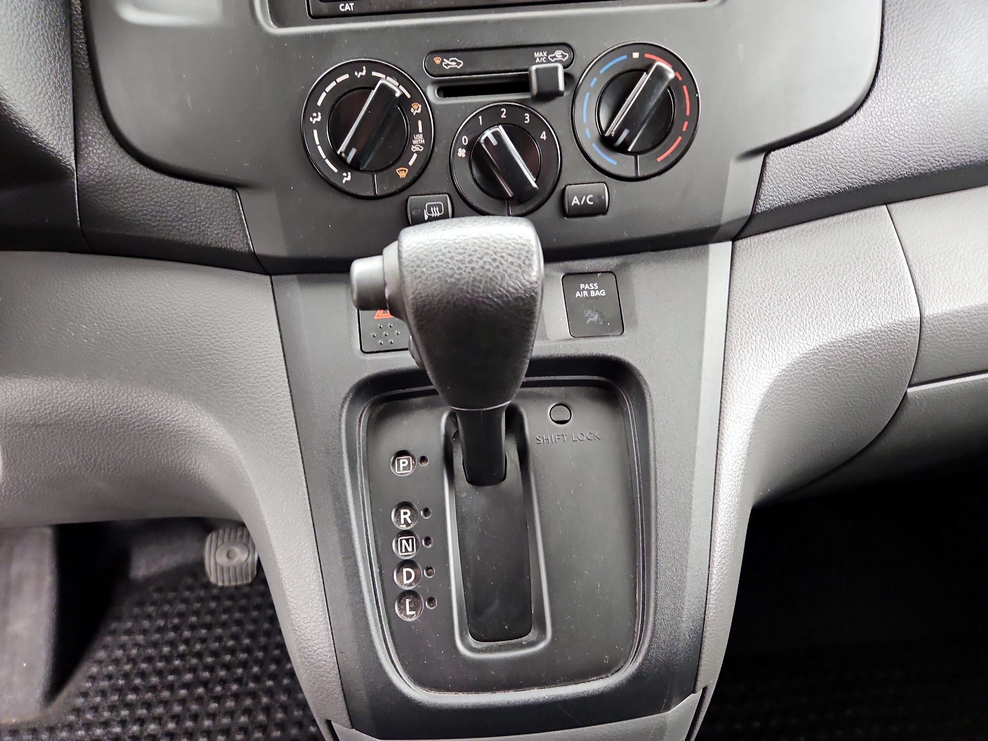 Thumbnail: 2015 Nissan NV200 - 16