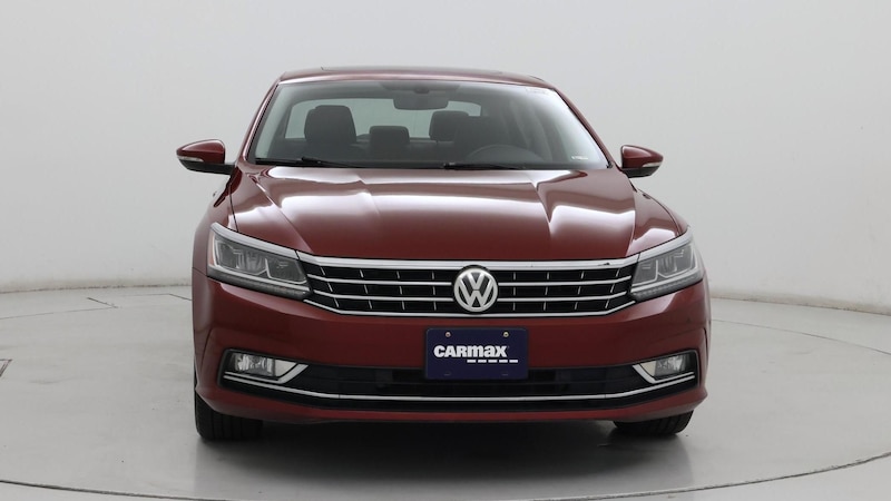 2017 Volkswagen Passat SE 5