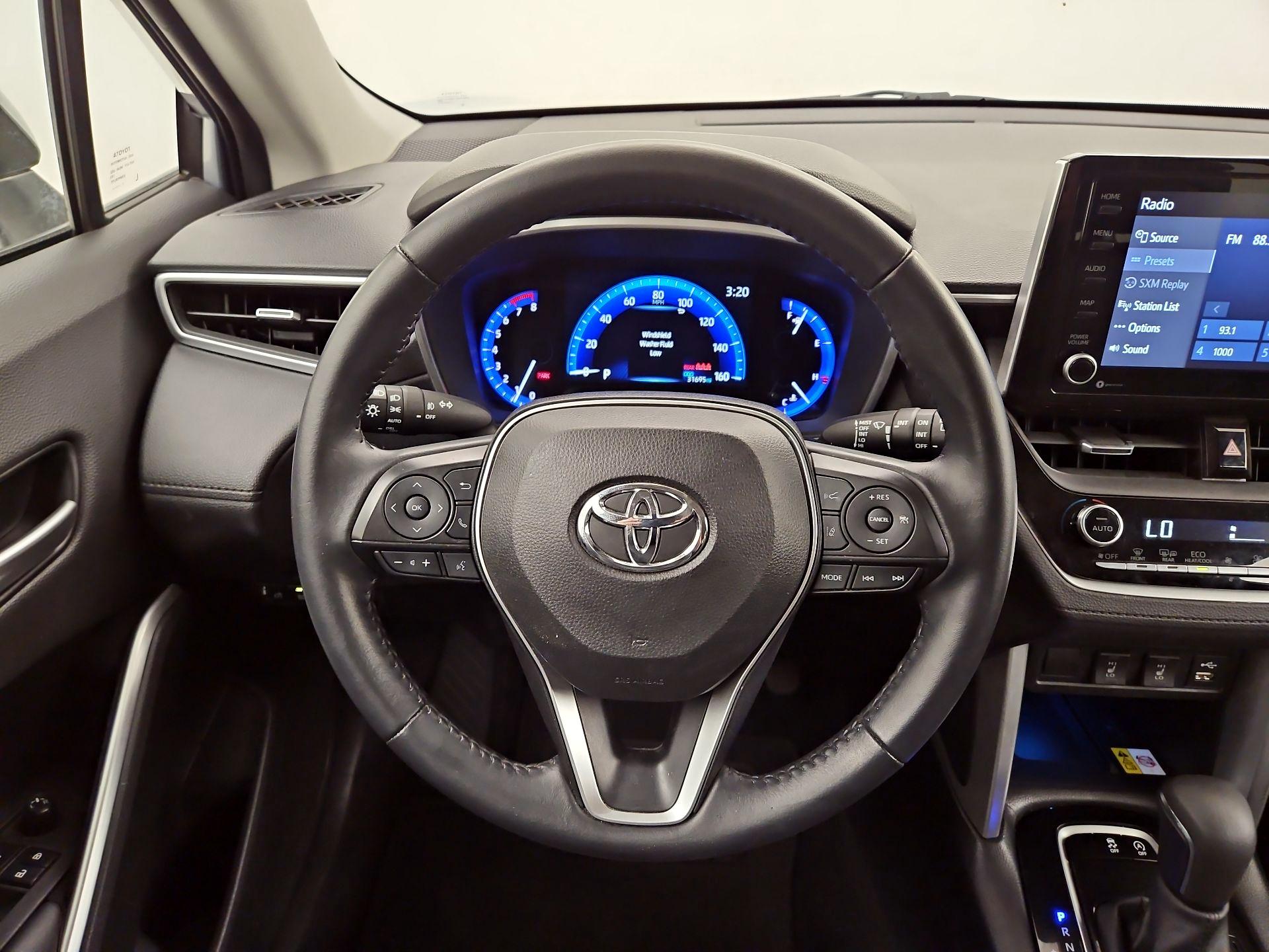 Thumbnail: 2022 Toyota Corolla Cross - 10